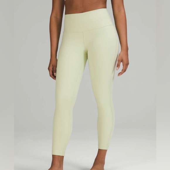 Lululemon Wunder Under High-Rise Tight 25" Luxtreme Creamy Mint Size 6 - Picture 3 of 6